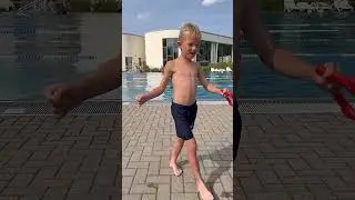 Выворот рук и плеч сзади наперед и спереди назад #shorts #рекомендации#рек#реки#дети#спорт#германия