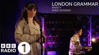 London Grammar - Into Gold (Radio 1s Piano Session)