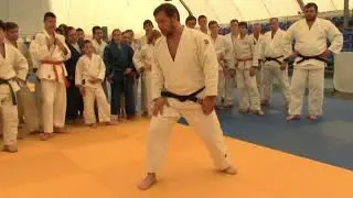 Е Кулдин Tai-otoshi: разминка, специальные упражнения, передняя подножка