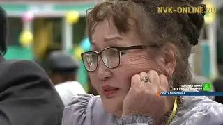 Леонид Попов үйэлээх поэзията айар куттаах дьону түмэр
