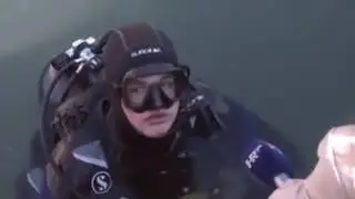 Ćera me čača eno ga tamo :)