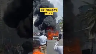 Ev Caught 🔥🔥Fire on Road #shortsfeed #trending #news