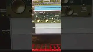 Free Distressor Compressor 