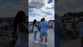 ТАНЦУЮЩИЕ ЛЮДИ НА ПЛЯЖЕ Orchard beach 🏖️ НЬЮ ЙОРК ВСЕ ДЛЯ ОТДЫХА 