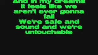 Girls Aloud - Untouchable - Lyrics