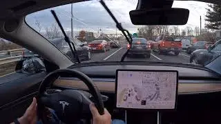 Tesla Automatically cleaning windshield