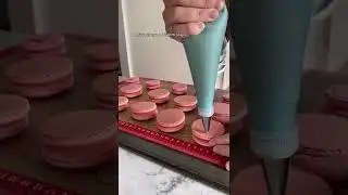 Macarons ? Macaroons??