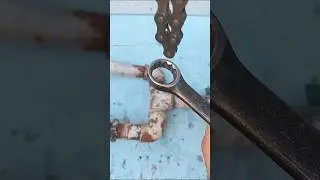 Be Sure to Remember This Plumbing Tips and Tricks, With a Bicycle chain #shorts #diy #plumbing #tips
