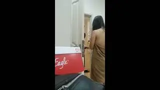Cewek gak sengaja bugil