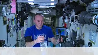 Вопросы космонавту. Как космонавты пьют воду в невесомости?