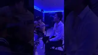 ey birinchi yor farruh Allabergenov uzbek gitarist beruniy retro music 🎶 jonli ijro