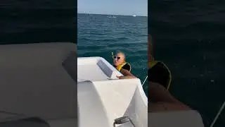 НЫРНУЛА К АКУЛАМ😱