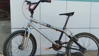 Grau de bike indo pra escola menor de 15 anos