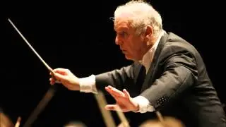Mozart: Symphony no. 40 - I. Molto Allegro (Barenboim & Wiener Philharmoniker 2012)