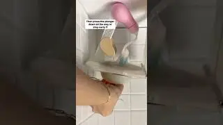 How to Insert a Tampon | helpful demonstration of applicator tampon 