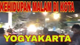 GELIAT MALAM DI KOTA GUDEG