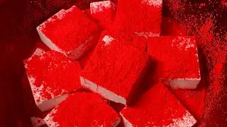 Crunchy Soft Chalk with Neon Coral Pigment