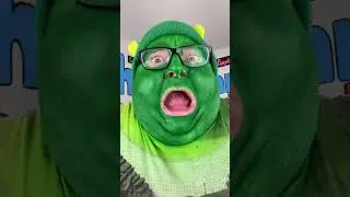Shrek Gangnam style!