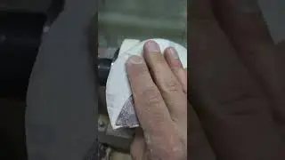 Изготовление пуговички / токарный станок / изделия из дерева.