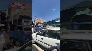 ‎یونیورسٹی کا سفر یا عذاب؟ کھڈے، دھواں اور ٹوٹ پھوٹ کا سامنا!‎کیا یہ تعلیم کا سفر ہے یا اذیت؟