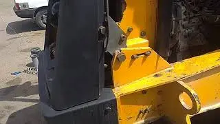 Замена масла в двигателе,JCB 3 cx