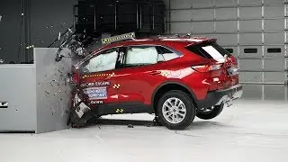 2020 Ford Escape driver-side small overlap IIHS crash test