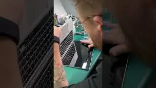 MacBook Pro 2014 олеофобный динамик!