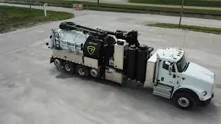 TRUVAC HXX - Cab and Controls