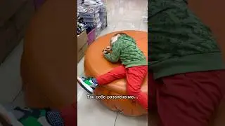 За САНДАЛЯМИ😂🤦‍♀️ 