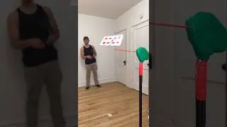 This Trickshot looks like MAGIC 🤯