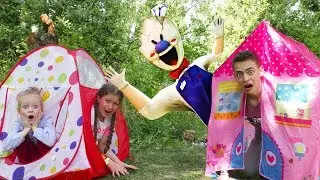 СТРАННЫЙ МОРОЖЕНЩИК В ЛЕСУ НАПУГАЛ ДЕТЕЙ Ice Scream