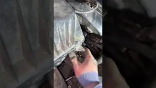 Как снять Масленный Поддон Шевроле Круз 1.8 