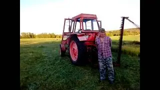 СЕНОКОС в деревне.  Трактор Лтз-60 и сегментная косилка