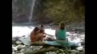 На водопаде 