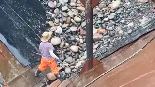 The barge unloaded 3,200 tons of cobblestone ! Part 3 Complete the flow of cobblestone