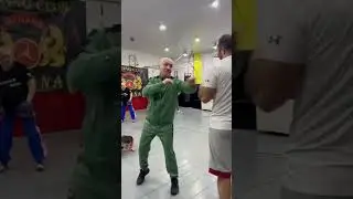 Боксер Мурат Гассиев и его тренер Виталий Сланов на позитиве @agunda_tsibirova 