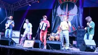 Ансамбль Хоть Кого - Играю Цойца