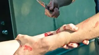 Два китайца с ножами мочат друг друга на улице! +18