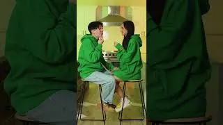 TikTok Kissing Challenge😳💋