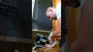 Замена компрессора на холодильнике Snaige