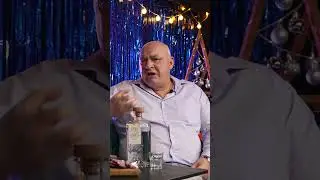Очень смешной анекдот про двух акул 