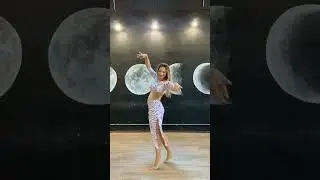 На моих уроках по bellydance мы учимся управлять в том числе и мимикой. Инста: @bellydance_marina