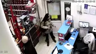 Курск. Полиция разыскивает подозреваемых в серии краж