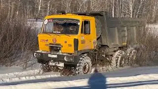 «Урал» 6х6 и «Татра» 6x6 на зимнем бездорожье.