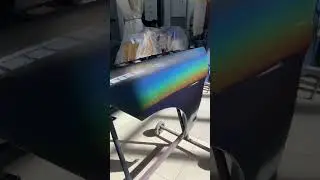Любите смотреть на краску с эффектом призмы?✨ Поставьте лайк этому видео! 