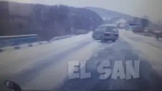 Ушел в кювет / He left in a ditch