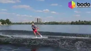 Катание на вейкборде