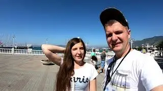 Набережная Геленджика. Забитые пляжи в сентябре, Маяк, ресторан 
