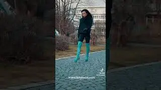 WALKING IN TAJNASHOES HIGH HEELS OVERKNEE BOOTS AND LEGGINGS
