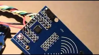 Считыватель бесконтактных карт радио-меток RFID RC522